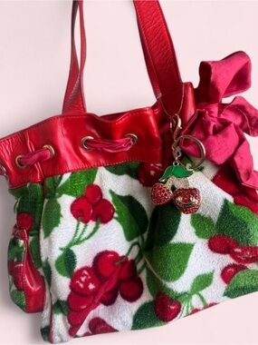 2002 Vintage Juicy Couture Cherry Daydreamer Bag